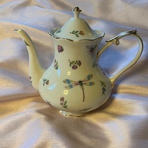BURTON & BURTON Porcelain Butterfly & Dragonfly Teapot trimmed in Gold